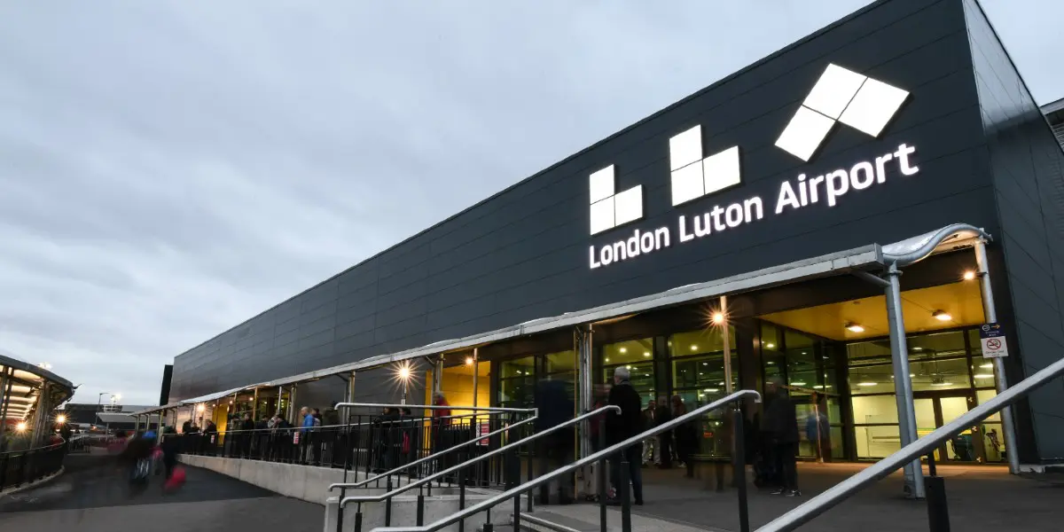 Central Beds Taxi Luton airport