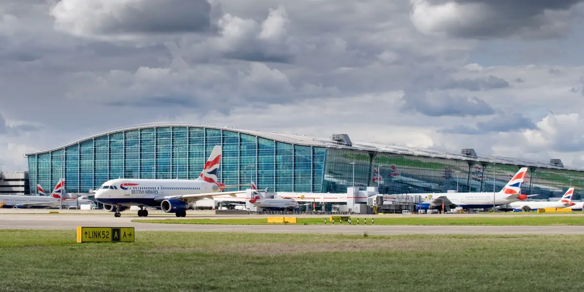 Central Beds Taxi heathrow airport